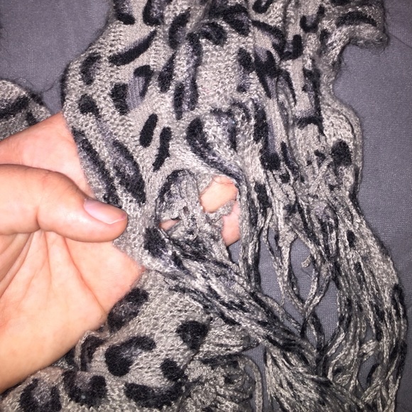 Scarf - Picture 2 of 2